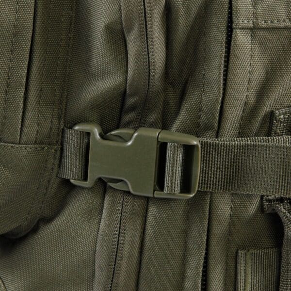 A close up of the buckle on a backpack